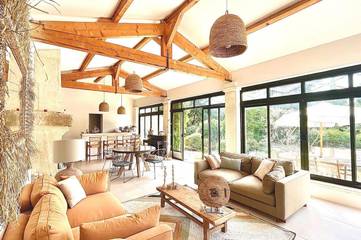 Gîte pour 6 personnes, avec jardin ainsi que vue et piscine à Les Baux-de-Provence