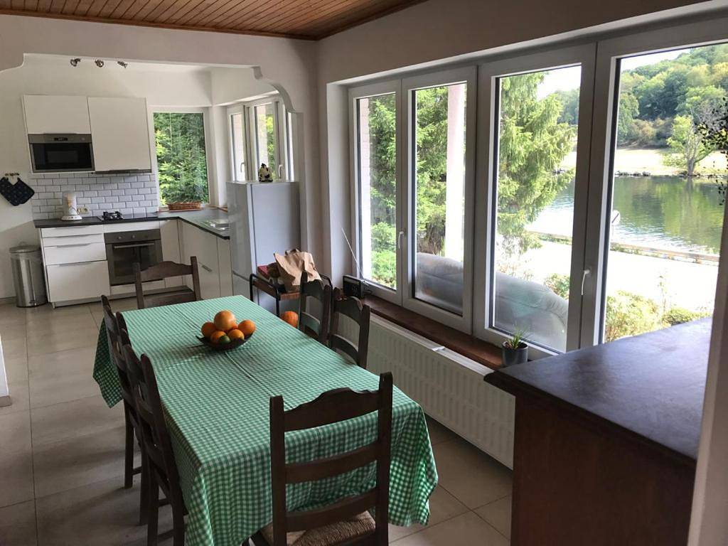 Four-Bedroom House in Hastière, Region Namur
