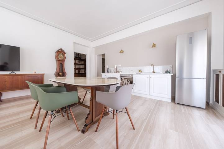 Ferienwohnung für 12 Personen, mit Balkon