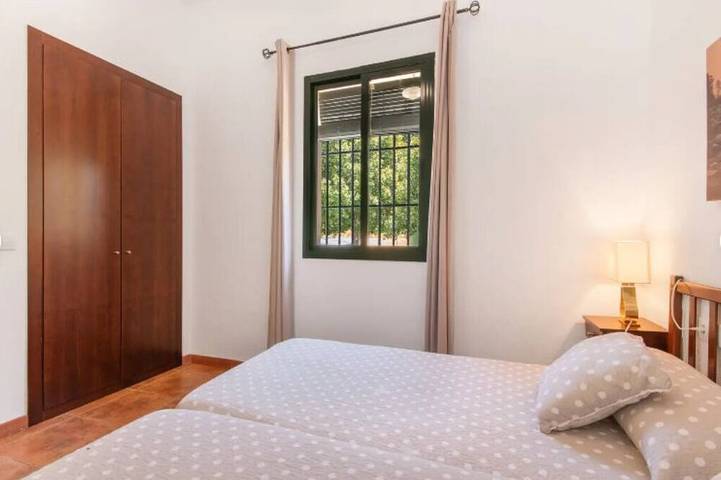 Villa Durán Esteban. Relax and unwind in this quiet and elegant villa. in Cantillana, Province de Séville