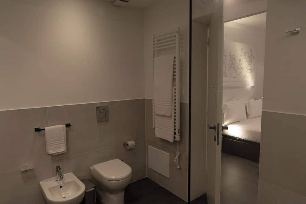 Apartamento entero, Estudio Triple Estándar con Fimestra in Bagheria, Provincia de Palermo