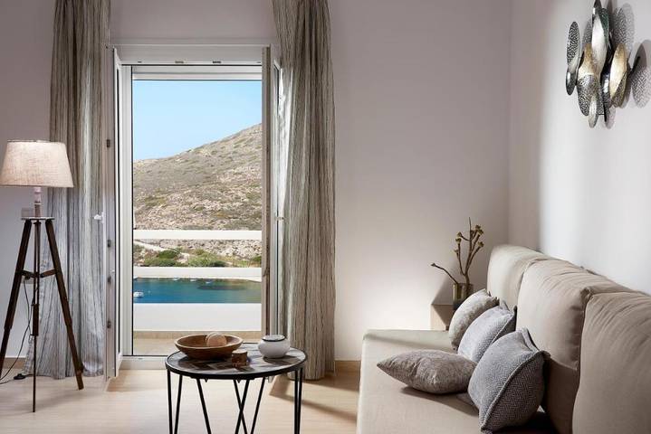 Gîte pour 5 personnes, avec Balcon ainsi que Terrasse et Vue dans Adamas