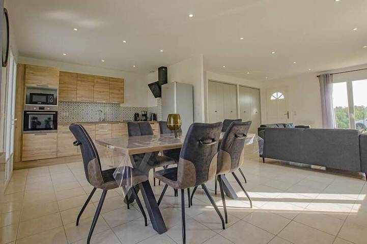 Ferienhaus für 6 Personen, mit Terrasse und Garten - 1