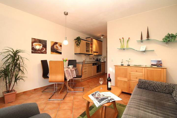 Ferienwohnung für 3 Personen, mit Balkon in Kühlungsborn - 3