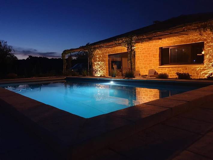 Chambre d’hôte pour 2 personnes, avec piscine et jardin ainsi que vue et terrasse à Joyeuse - 3