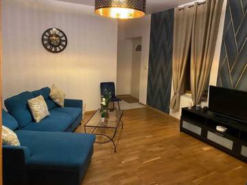 Location de vacances pour 9 personnes, avec terrasse à Troyes