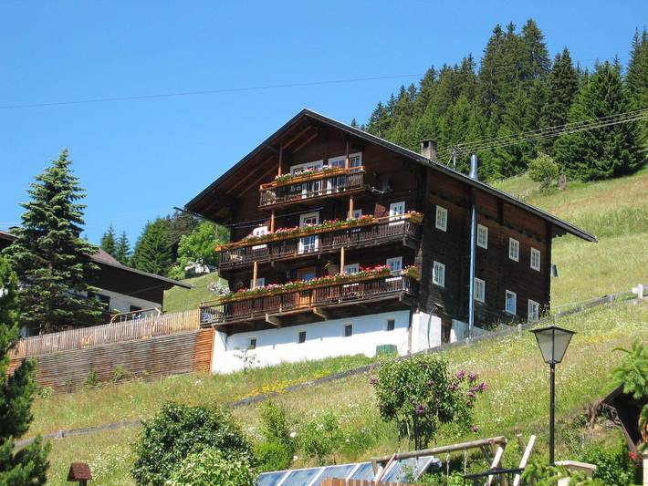 Ferienwohnung für 4 Personen, mit Balkon und Terrasse sowie Garten und Ausblick in St. Veit in Defereggen - 3