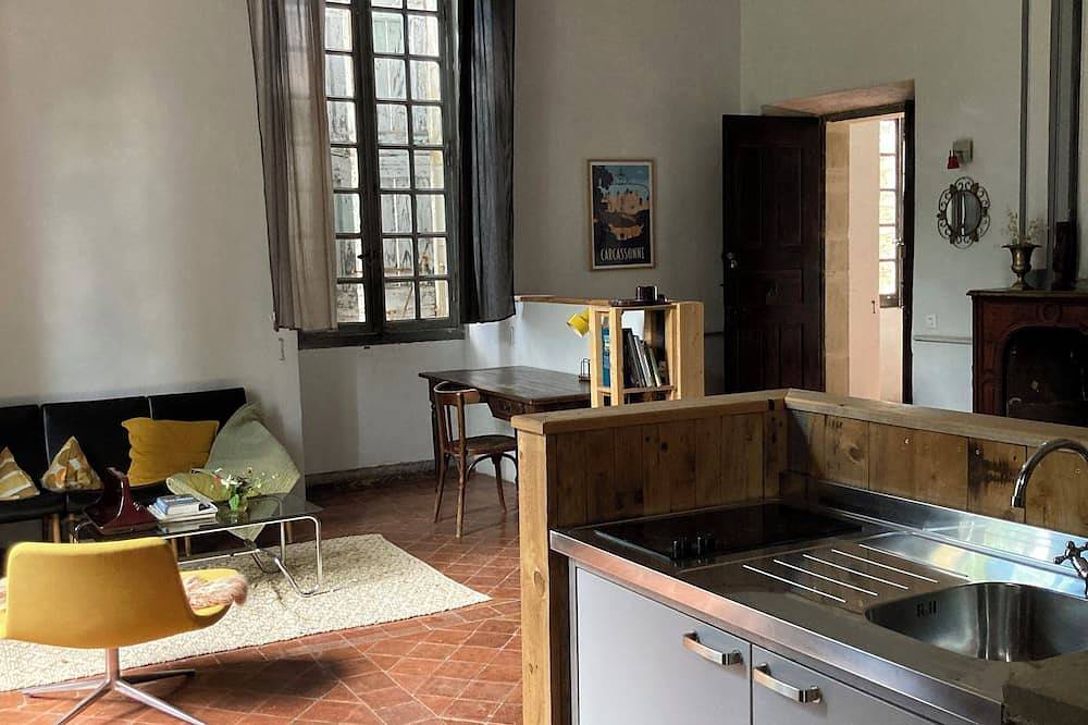 La Manufacture Royale; exclusive heritage stay in booktown, south of France in Montolieu, Région de Carcassonne