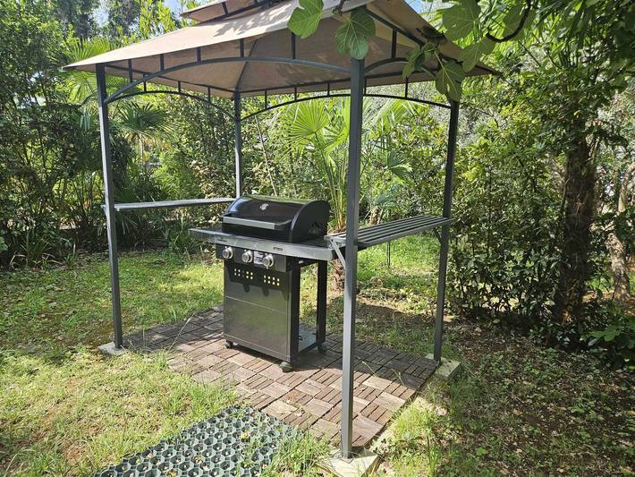 Ferienwohnung für 4 Personen, mit Terrasse in Njivice - 2