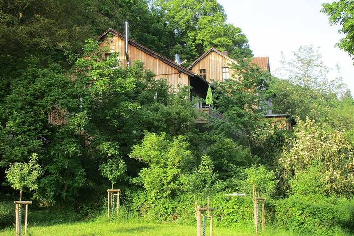 Ganze Wohnung, Natur pur! FeWo Wildkatze mit Kamin und Süd-Balkon am Waldrand in Eschwege, Werra-Meißner-Kreis