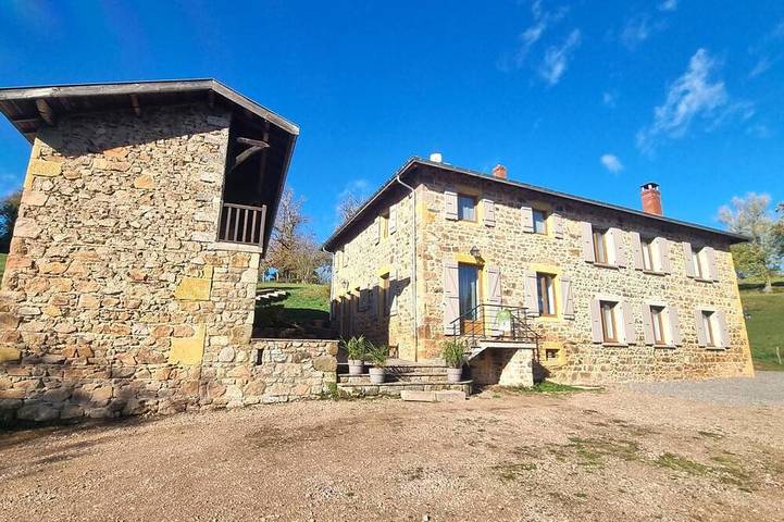 Gîte pour 12 personnes, avec Terrasse et Jardin