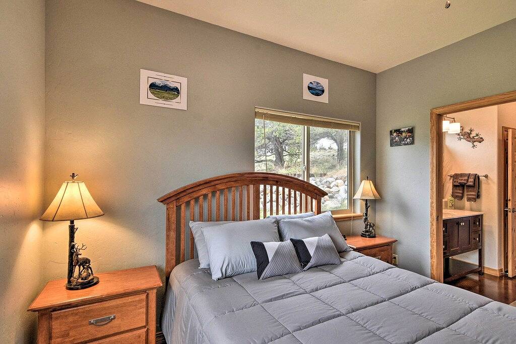 Stunning Home w/ Fire Pit, 11 Mi to Mt Yale! in Buena Vista, Chaffee County