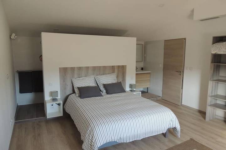 Location de vacances pour 10 personnes, avec terrasse et jardin à Barbentane - 2