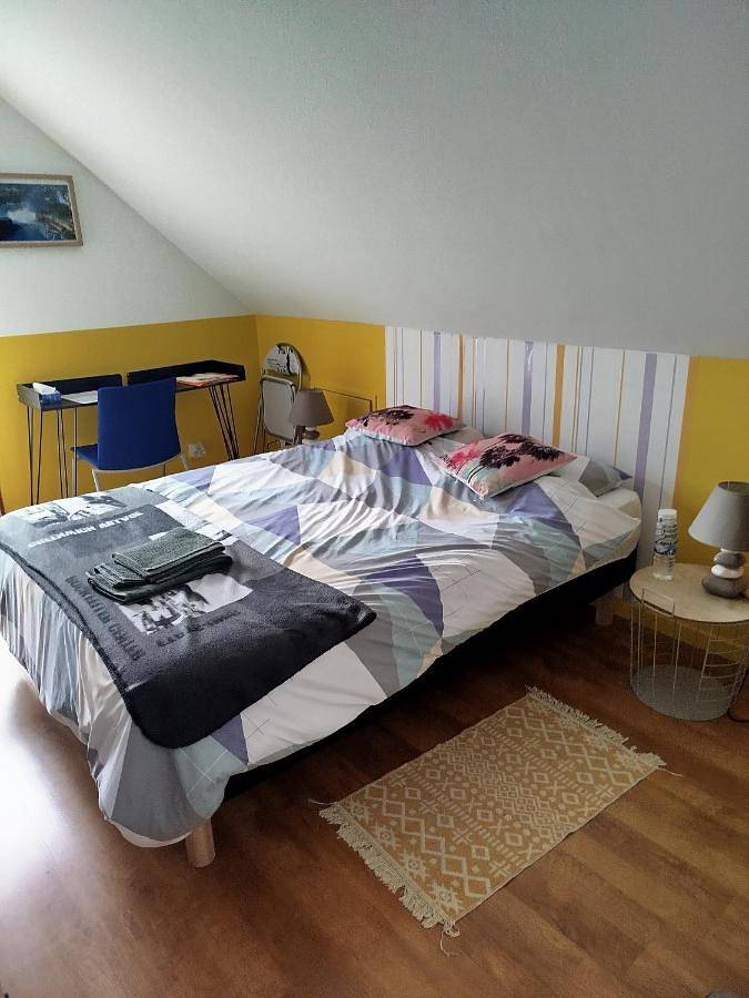 Chambre d’hôte pour 3 personnes, avec jardin et vue à Cluses
