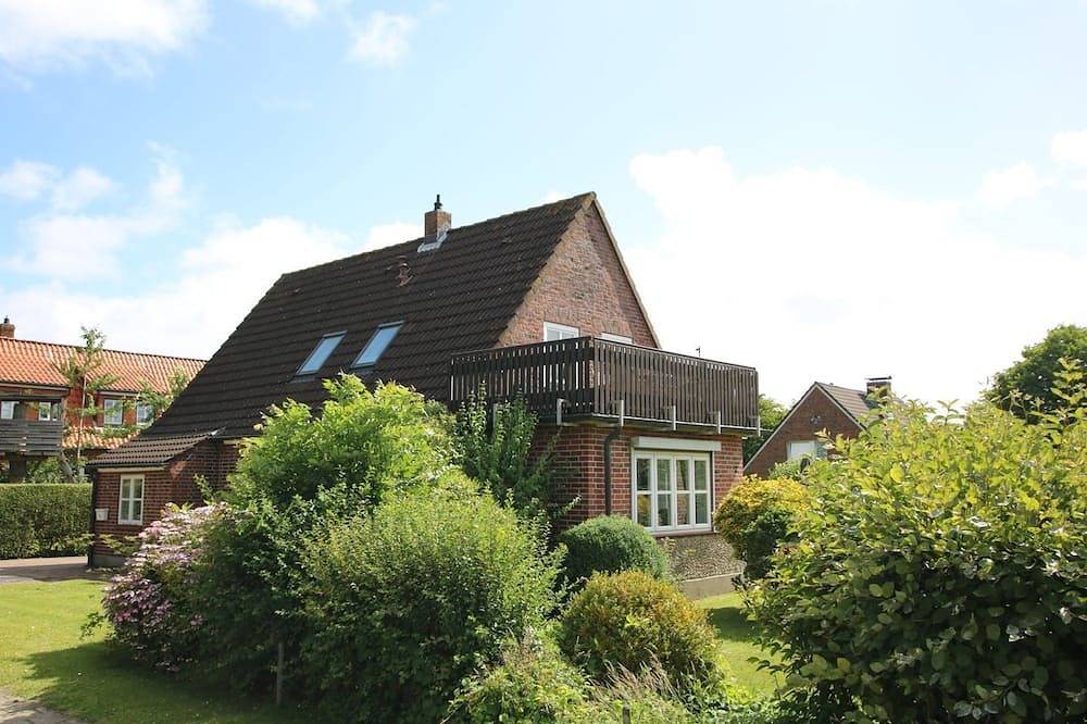 Ganze Wohnung, Starklef 21, Whg. 1 - Ferienwhg. in Wyk, 4 Personen im Eg eines 2-Familienhauses in Nordfriesische Inseln (Schleswig-Holstein) (Schleswig-Holstein), Wyk auf Föhr