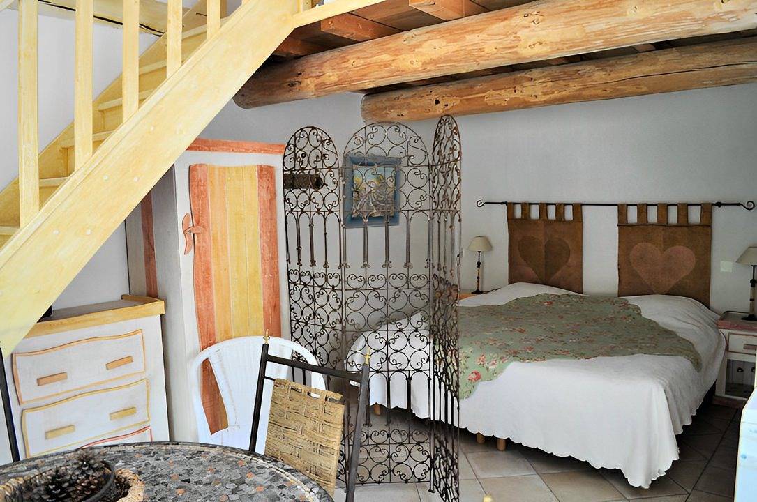 Studio entier, Le Mas des Anges - Gîte 4 personnes in Cheval-Blanc, Parc naturel régional du Luberon