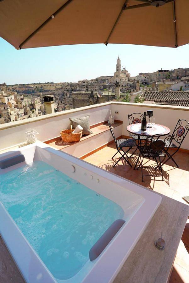 Casa vacanza per 3 persone, con idromassaggio e terrazza in Basilicata