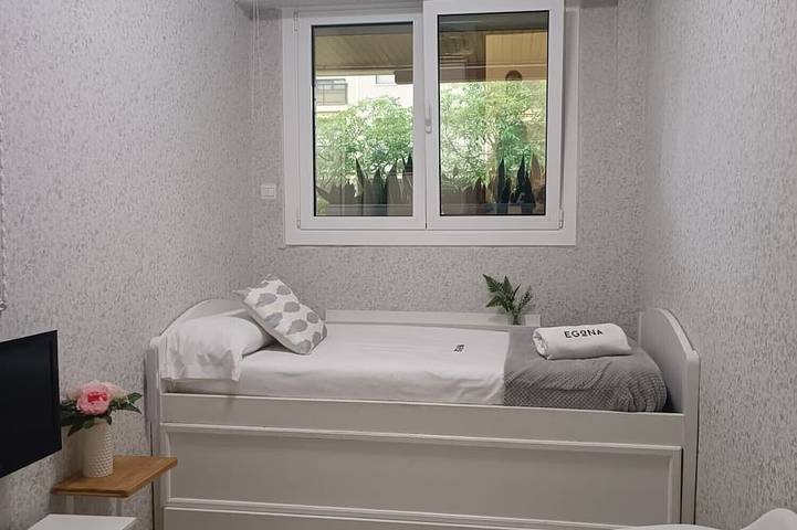 Entire apartment, Apartment Frida - Nice, 150m from the beach in Zarauzko hondartza (Zarautz), Zarautz