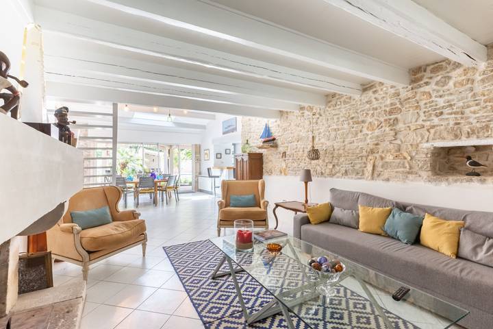 Villa pour 12 personnes, avec jardin ainsi que piscine et terrasse, animaux acceptés en Charente-Maritime - 2