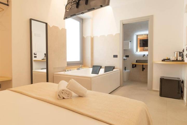 Gästehaus für 2 Personen, mit Whirlpool und Terrasse sowie Ausblick