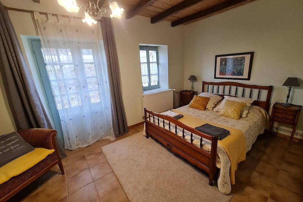 Espace, confort, déco soignée. Maison en pierre, proche village classé in Castelsagrat, Tarn-et-Garonne