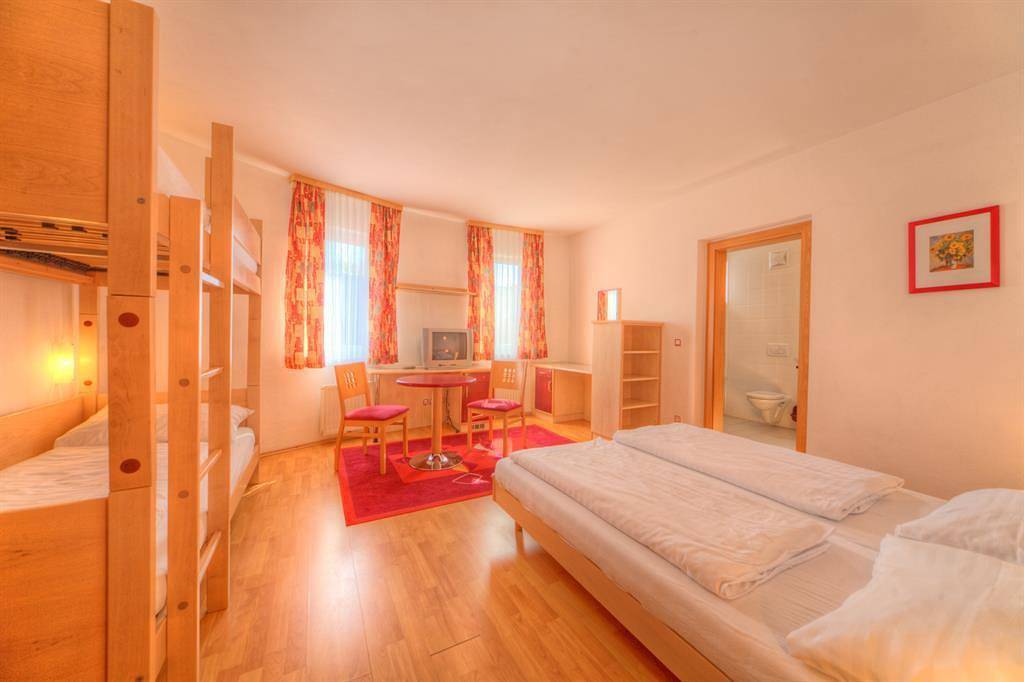 Standard Familienzimmer in Rust (Burgenland), Leithaberg