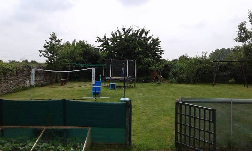 Gîte pour 5 personnes, avec piscine ainsi que terrasse et jardin à Montreuil-Bellay - 4