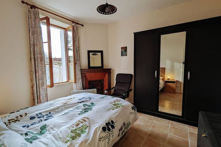 Gîte pour 4 personnes, avec jardin, animaux acceptés dans Le Menoux - 4