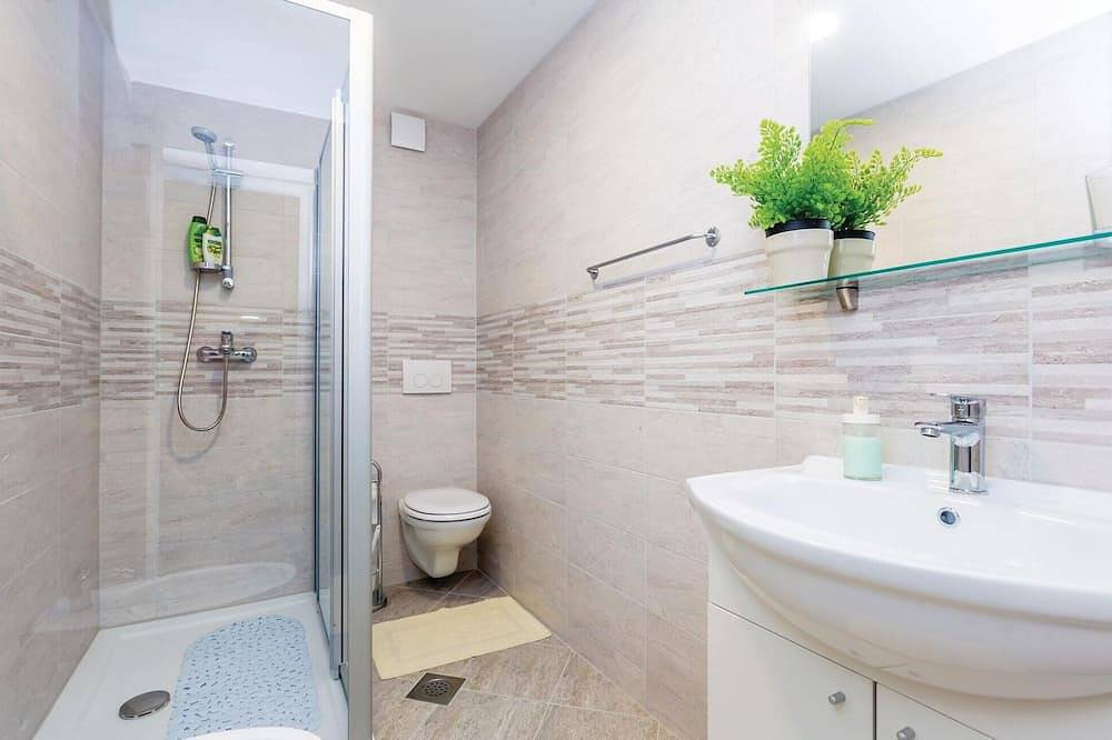 Apartamento inteiro, Alojamento T1 em Krk in Punat, Krk