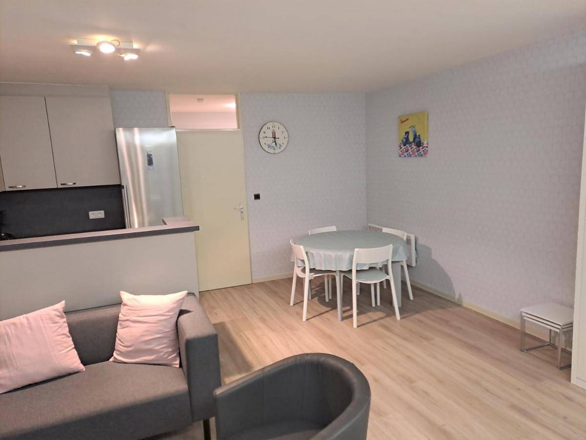 Geheel appartement, Studio Apartment with Sea View in De Panne, Belgische Kust
