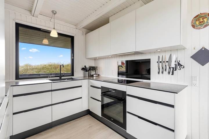 Ferienhaus mit Meerblick für 6 Personen, mit Balkon/Terrasse und Ausblick sowie Terrasse, mit Haustier in Vejers Strand - 3