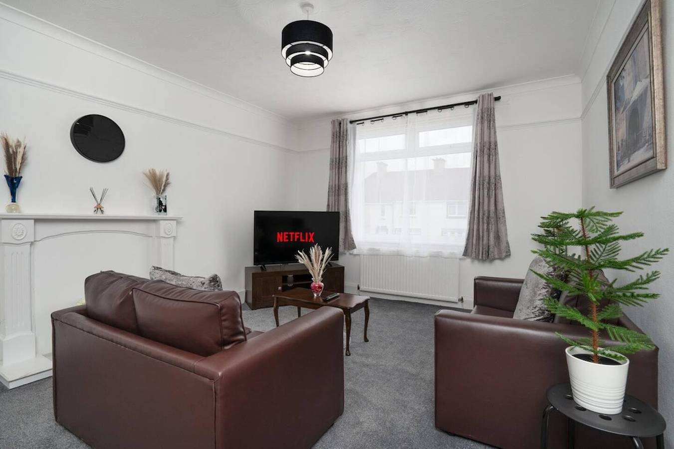 Geheel vakantieappartement, Vakantieappartement voor 4 personen met tuin in North Lanarkshire