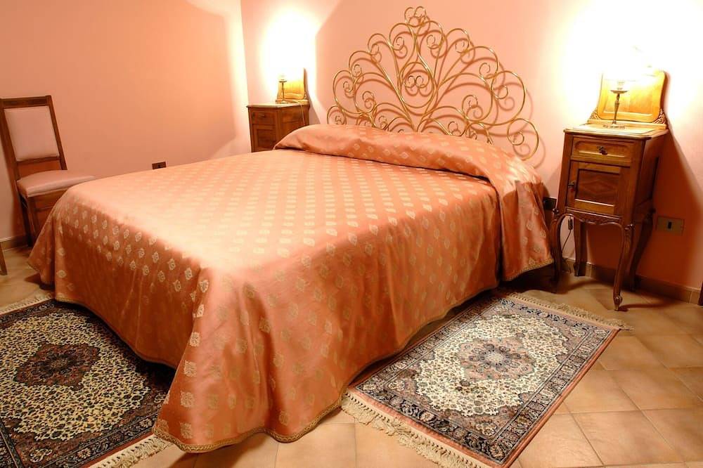 Villa Umbria: Piscina privata, 16 posti, Ristrutturata 2025, Roma e Orvieto a 1h in Stroncone, Provincia di Terni