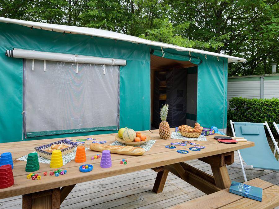 Flower Camping de Mars - Tent 4 personen - Caraïbe Standaardtent 16m² /2 slaapkamers (zonder badkamer) 4 pers, foto 6