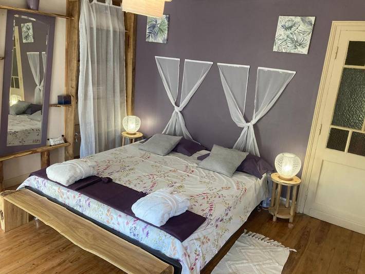 Location de vacances pour 6 personnes, avec Jacuzzi et Terrasse ainsi que Jardin et Piscine à Laruscade - 2