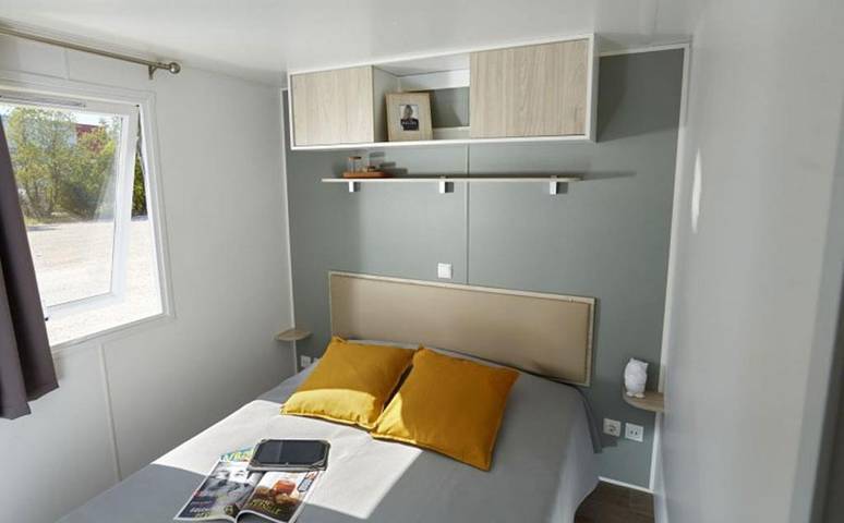 Location de vacances pour 4 personnes, avec terrasse et piscine ainsi que jardin et vue à Miers - 3