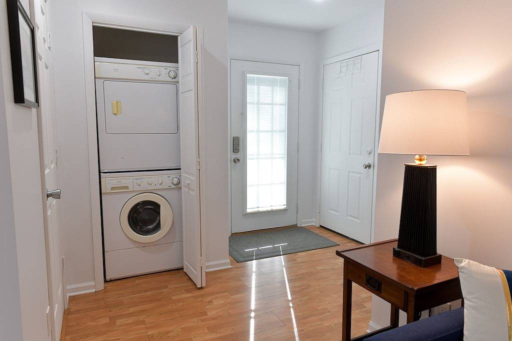 Ganze Wohnung, Charmantes Apartment in Holland / Umgebung für 4 Personen in Macatawa, Michigansee