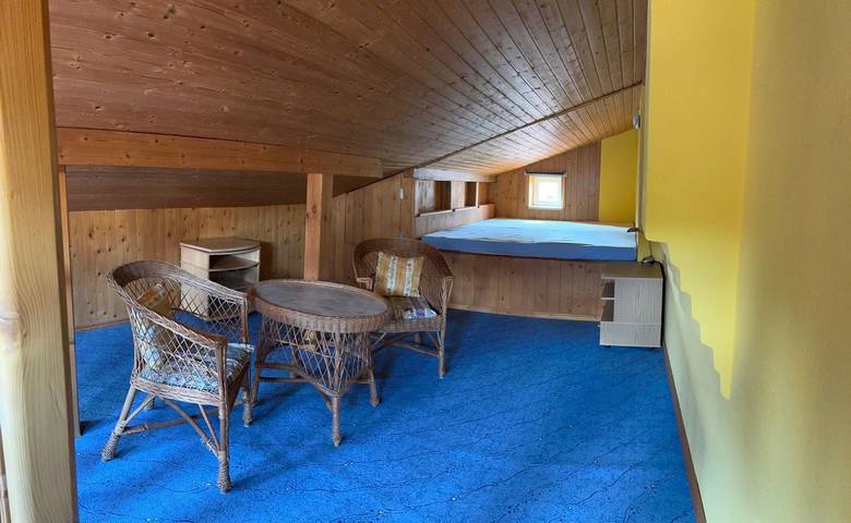 Ganze Wohnung, Ferienhaus Familija mit überdachter Terrasse, Pool und (Sauna separat buchbar Vor Ort) in Straupitz in Straupitz, Dahme-Spreewald