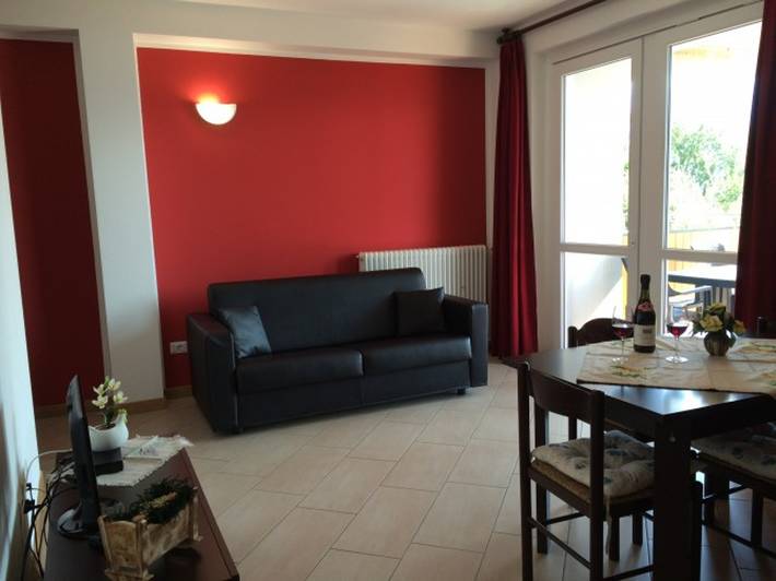 Ferienwohnung für 4 Personen, mit Seeblick und Pool sowie Balkon/Terrasse in Domaso - 3