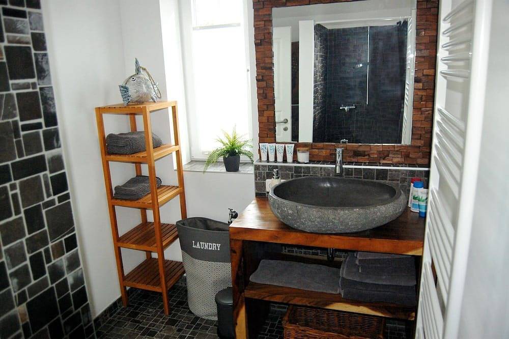 Ganze Wohnung, Ferienwohnung (56 m²) in der Metropolregion Hamburg und doch idyllisch gelegen in Reinbek, Kreis Stormarn