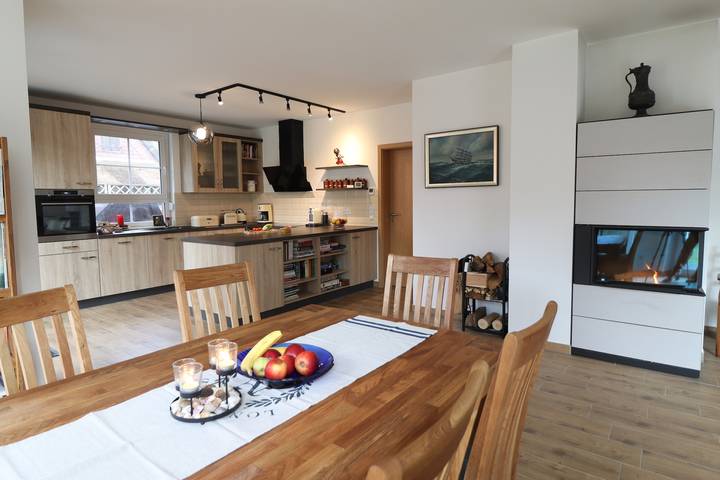 Ferienhaus für 7 Personen, mit Balkon und Sauna sowie Garten in Dierhagen