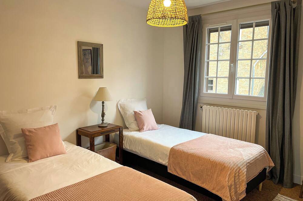La Maison Fabane - Conciergerie Golden Key in Carentan les Marais, Région de Saint-Lô