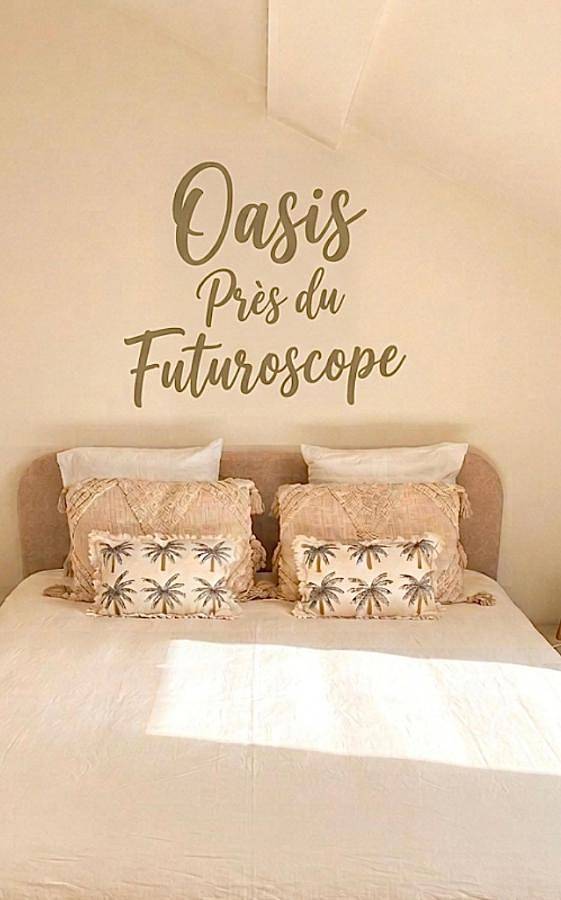 Gîte pour 2 personnes, avec terrasse dans Lac de Saint-Cyr