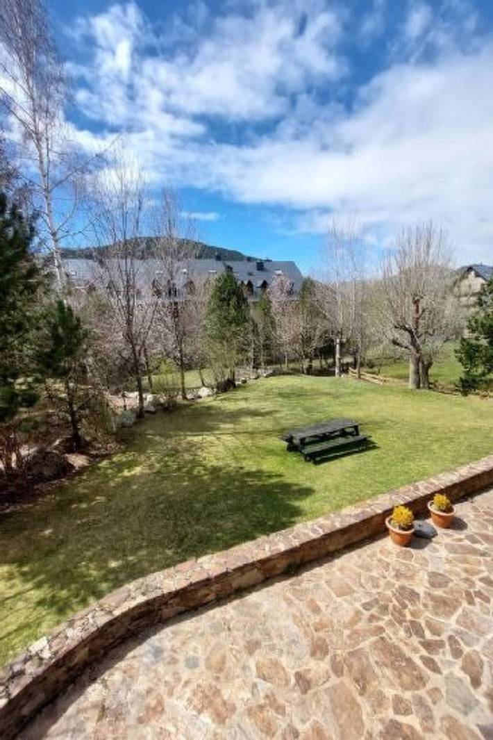 Gîte pour 6 personnes, avec jardin et piscine dans Vallee De Boi - 2