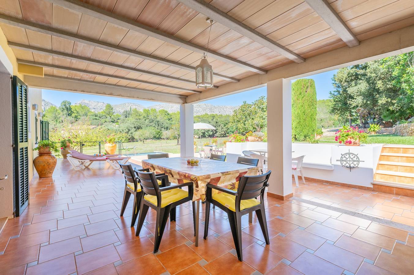 Finca "Tirana" con vista a la montaña, jardín y Wi-Fi in Pollença, Mallorca Norte