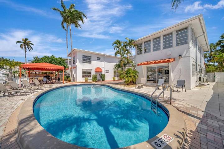 Ferienwohnung für 2 Personen, mit Pool und Balkon sowie Ausblick in Fort Lauderdale