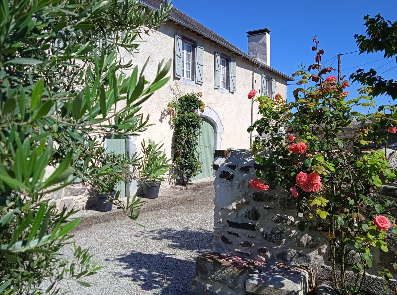 Gîte Aberou, aux portes de l'Ossau in Buziet, Béarn
