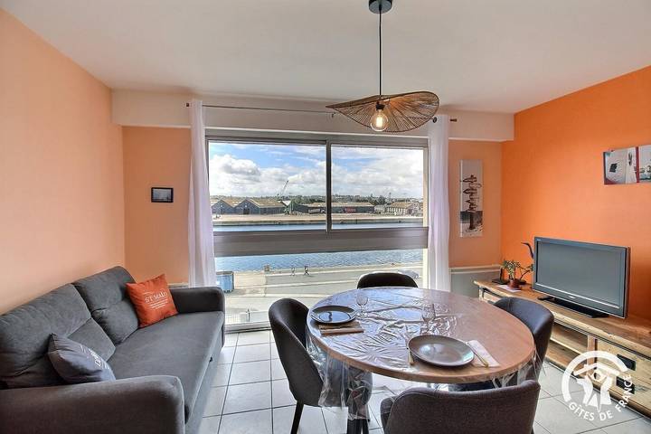 Gîte pour 3 personnes, avec vue - 1