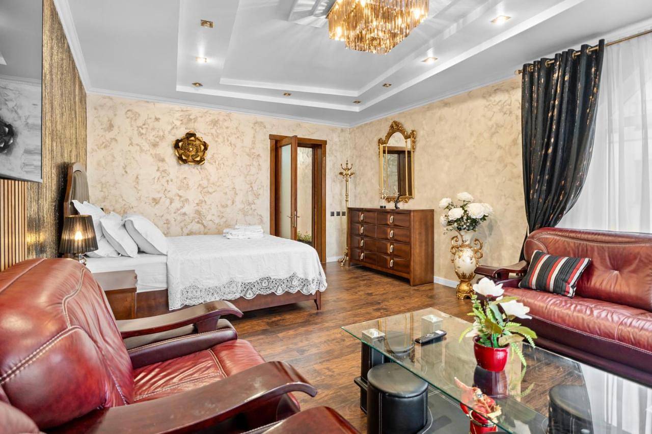 Superior Villa in Bucharest, Walachia