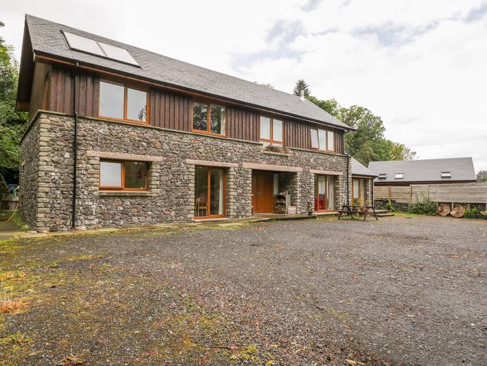Log cabin for 6 people, with Garden in Oban